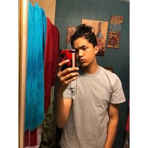 Meet your Posher, Aaron